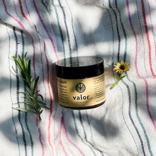 Peptide Moisturizing Gel | Light + Dewy