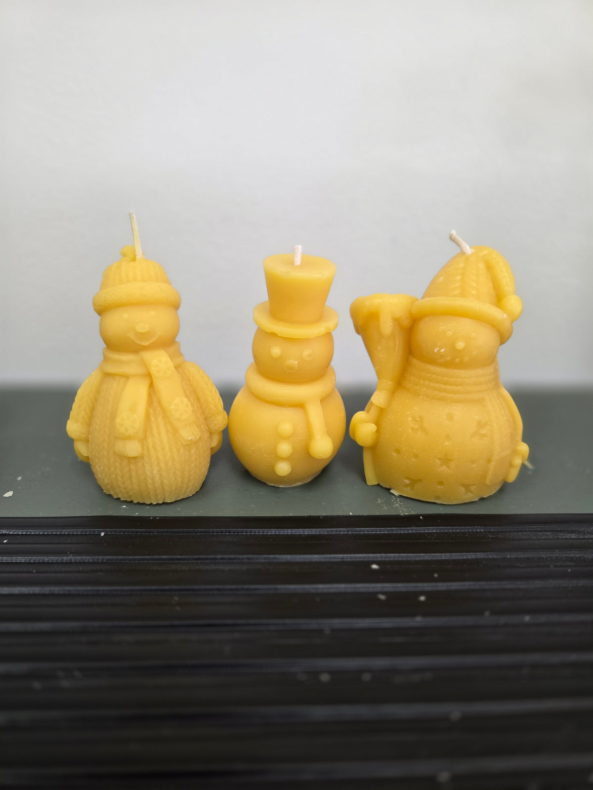 Beeswax Holiday Candles